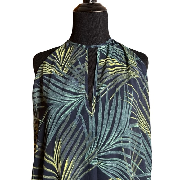 Victoria's Secret Keyhole Cover-up Maxi Size Large - Picture 6 of 11